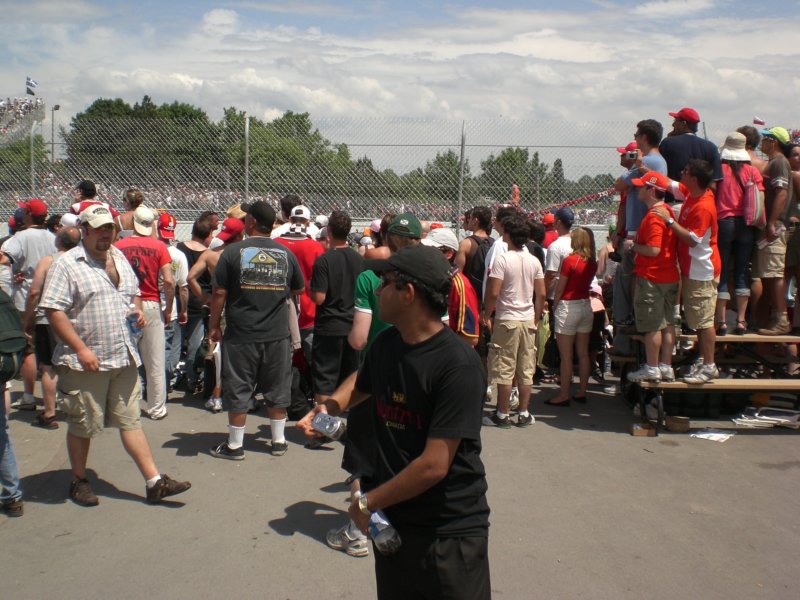 f1042.jpg