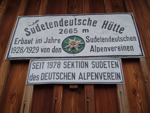 p8120447.jpg